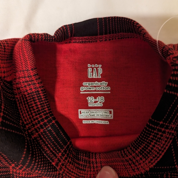 Baby Gap Red Plaid Cotton Pajama Set - 12-18 mos NWT - Picture 3 of 7